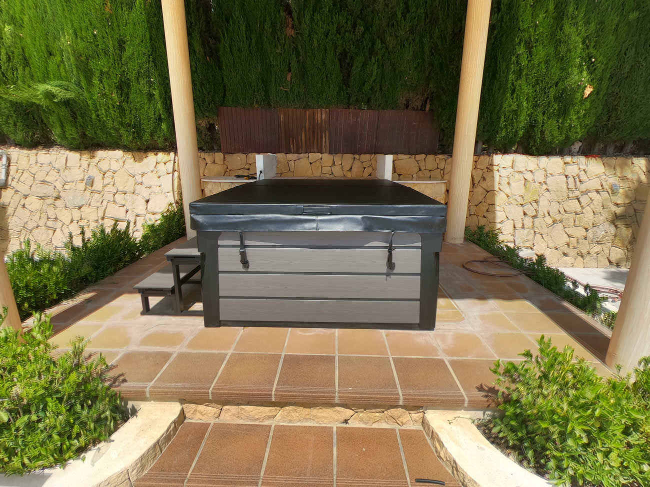 How to Choose the Best Hot Tub Placement?